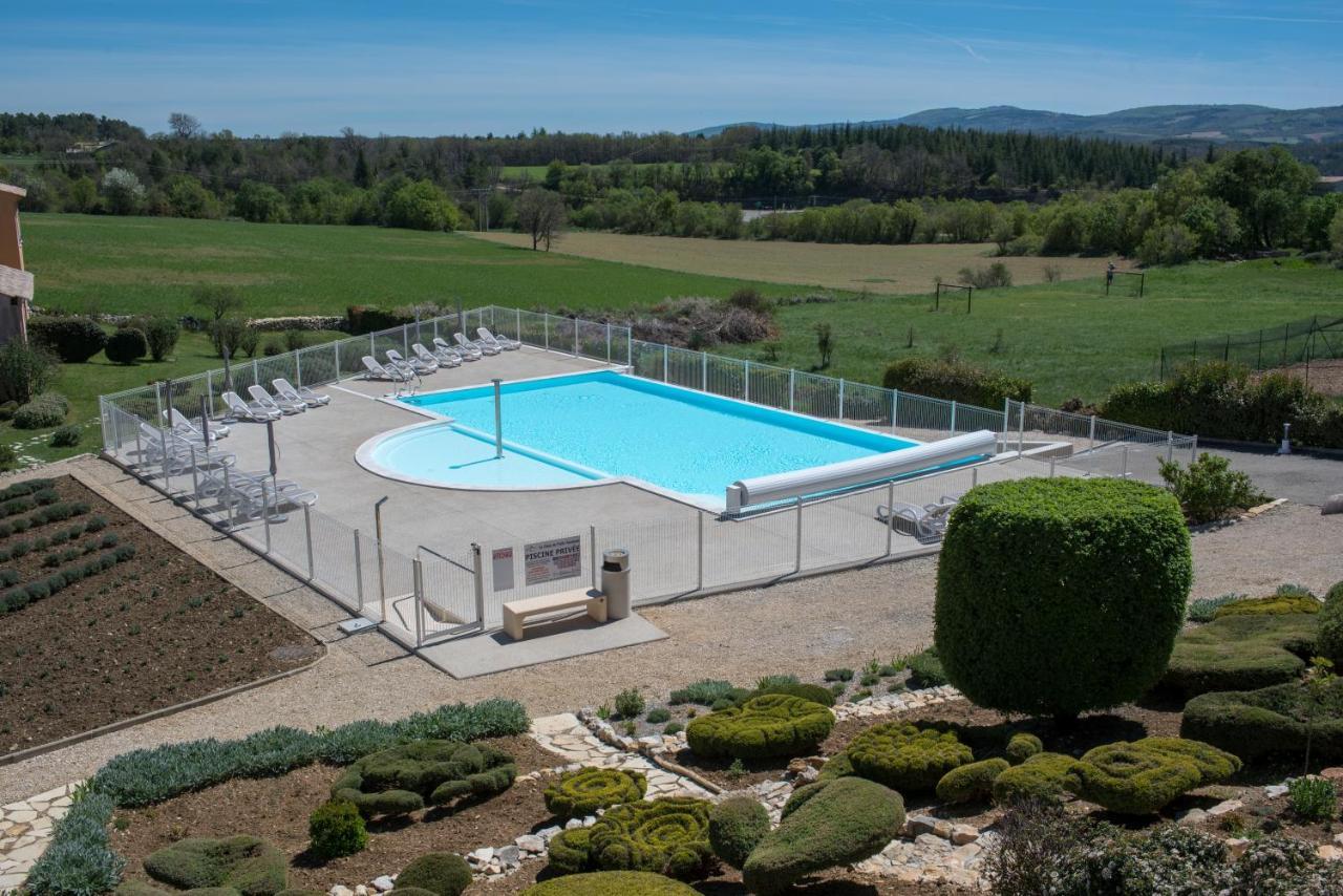 Le Claux Du Puits By Ateya Vacances Saint-Trinit Exteriér fotografie